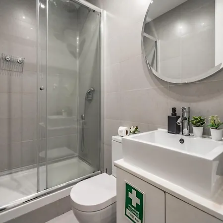 Akicity Campolide Peach Apartment Lissabon