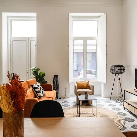 דירה Akicity Campolide Peach *