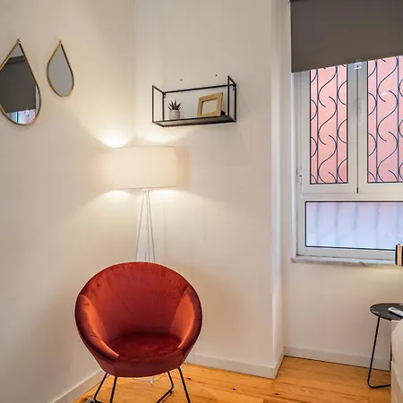 Akicity Campolide Peach Apartment Lissabon