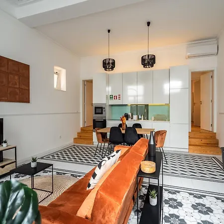 Akicity Campolide Peach Apartment